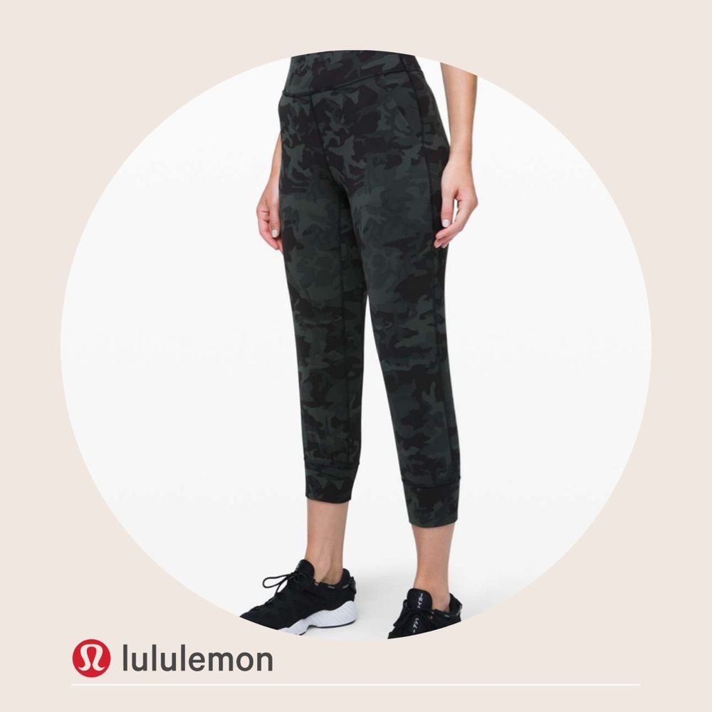 Lululemon Align Jogger Crop *23”
Incognito Camo Multi Gator Green / Size 4